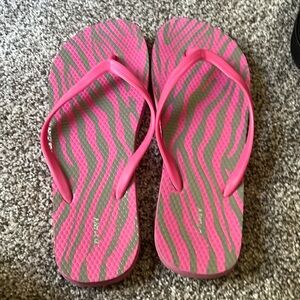old navy flip flops